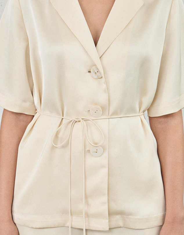 FRIEND of AUDREY - The Satin Dinner Shirt