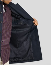 Johnny Bigg - Charles Mac Coat