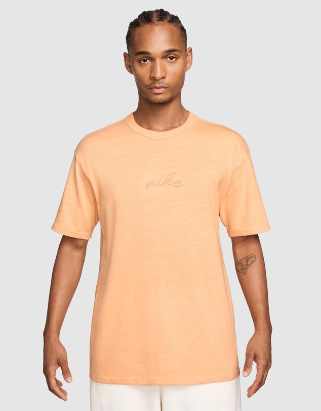 Nike - Sportswear Premium Essentials T-Shirt