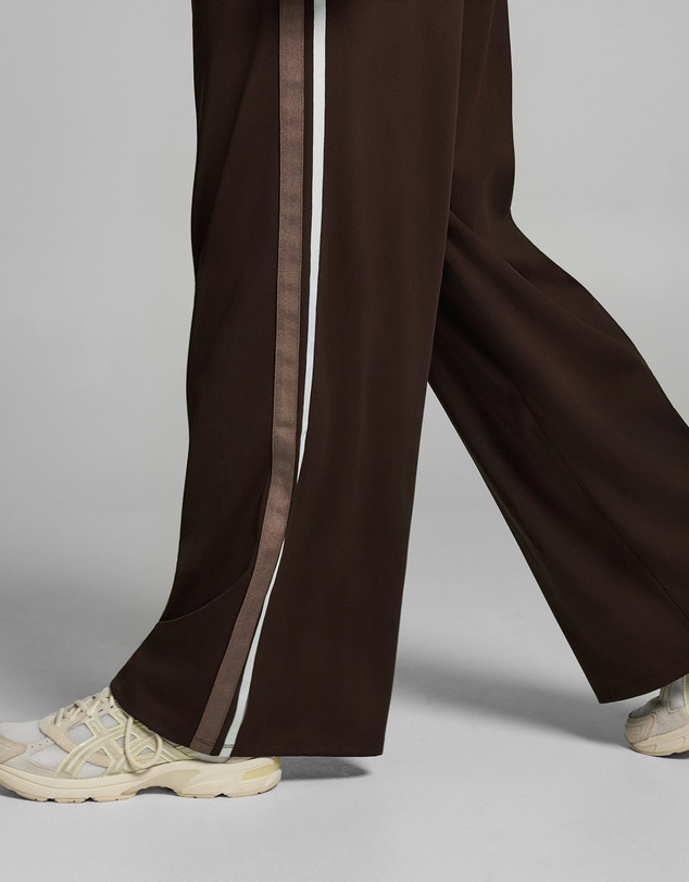 Rockwear - Straight Leg Active Mid Rise Trackpants