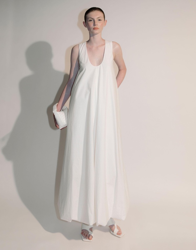Minima Esenciales - Luna Cotton Bubble Hem Maxi Dress