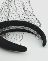 FORD MILLINERY - Black Widow Headpiece