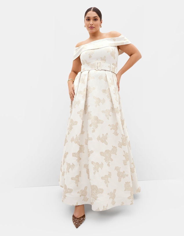 City Chic - Plus size High Status Jacquard Gown - light gold