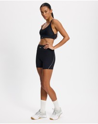 Reebok - Lux Strappy Sports Bra