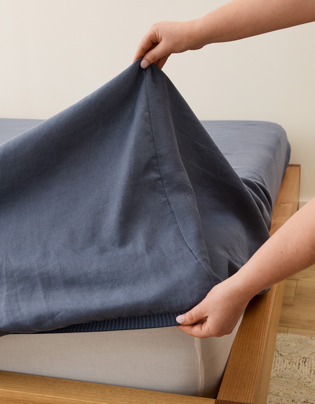 Sheet Society - Eve Linen Fitted Sheet Set
