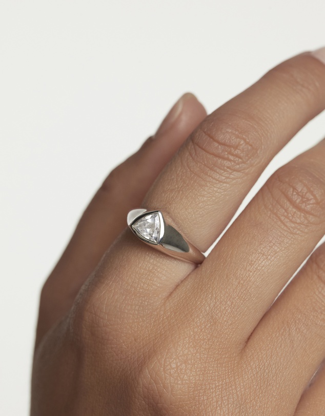 PDPAOLA - Triangle Shimmer Stamp Silver Ring
