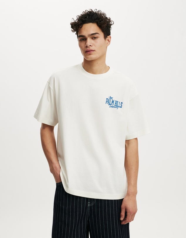Cotton On - Box Fit Graphic T-Shirt