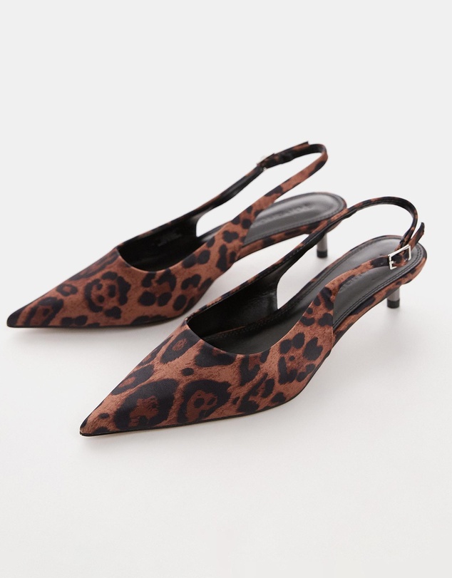 TOPSHOP - Ellie Slingback Mid Heel Court Shoes