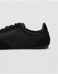 M.N.G - Sisi Trainers