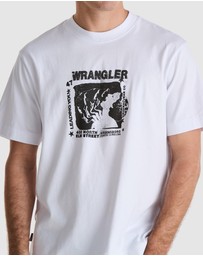 Wrangler - Distorted Carmy Tee