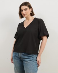 Atmos&Here Curvy - Aurelia V-Neck Puff Sleeve Blouse
