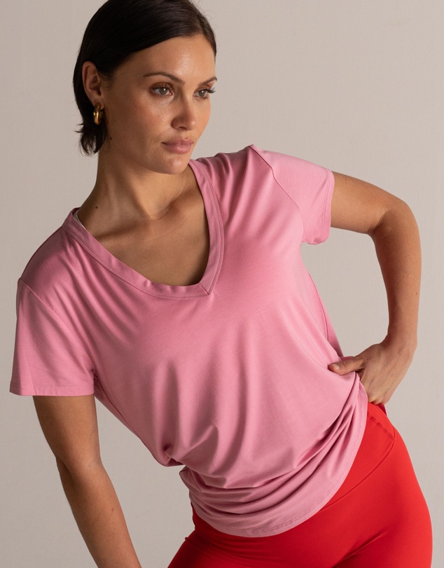 HyperLuxe The Label - V Neck Shirt
