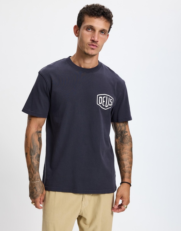 Deus Ex Machina - Shield Garment Dyed Tee