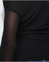 Dazie - Quinn Off Shoulder Top
