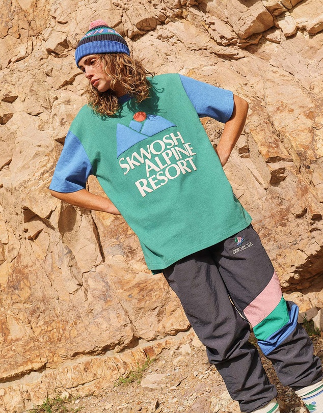 Skwosh - Big Alpine Colour Blocked Tee