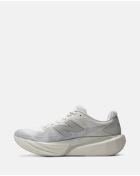 New Balance - FuelCell Rebel v5 - Men's