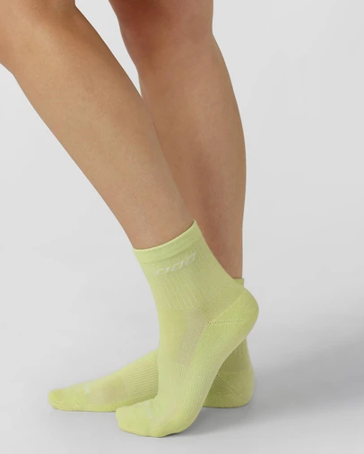 Lorna Jane - LJ Quarter Crew Socks