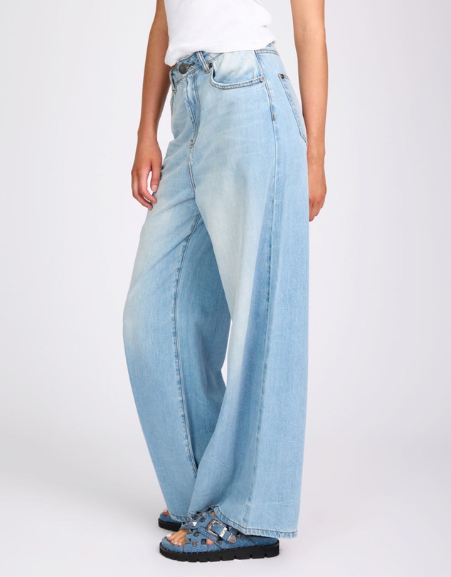 ONE TEASPOON - Love Machines Mid Waist Super Wide Leg Denim Jeans - Cool Blue