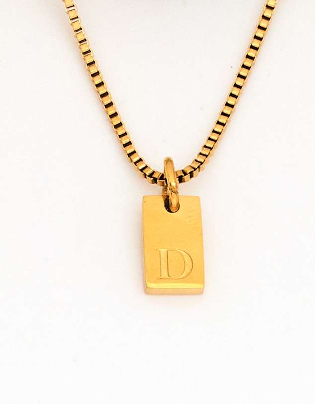 Winona - Afine Alphabet Necklace letter D