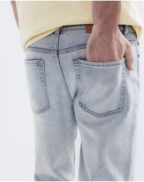 UNISON - Slim Fit Jean