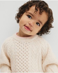Country Road - Tipped Cable Knit