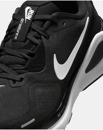 Nike - Structure 26 - Women's