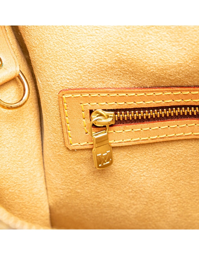 Pre-Loved by Azura Reborn - Pre-Loved louis vuitton Leather Shoulder Bag with Classic Pattern and Top Handle for Women