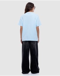 ENA PELLY - Collegiate Tee