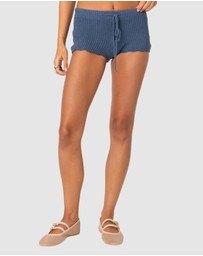 EDIKTED - Danika Crochet Shorts