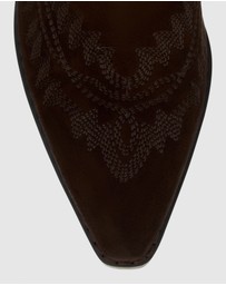 Ravella - Hawk
