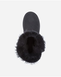 Ozwear Connection Uggs - Ugg Classic Short Button Boots (Water Resistant)