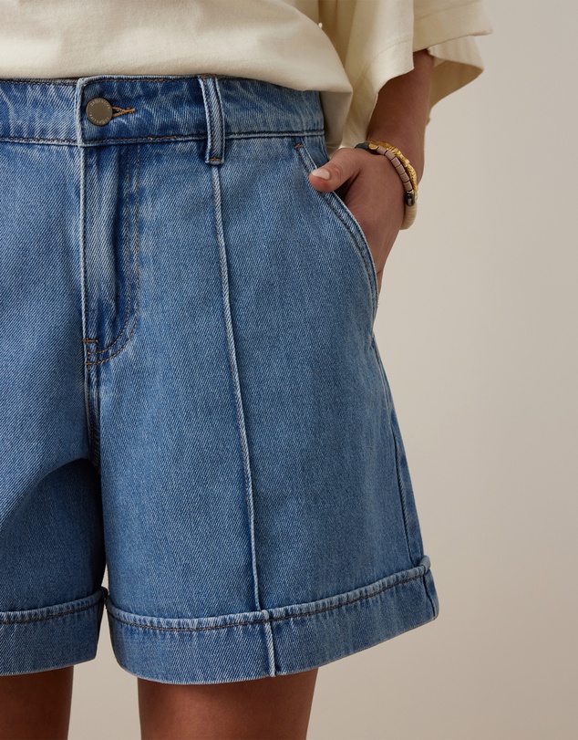 Ceres Life - Juno Seamed Short