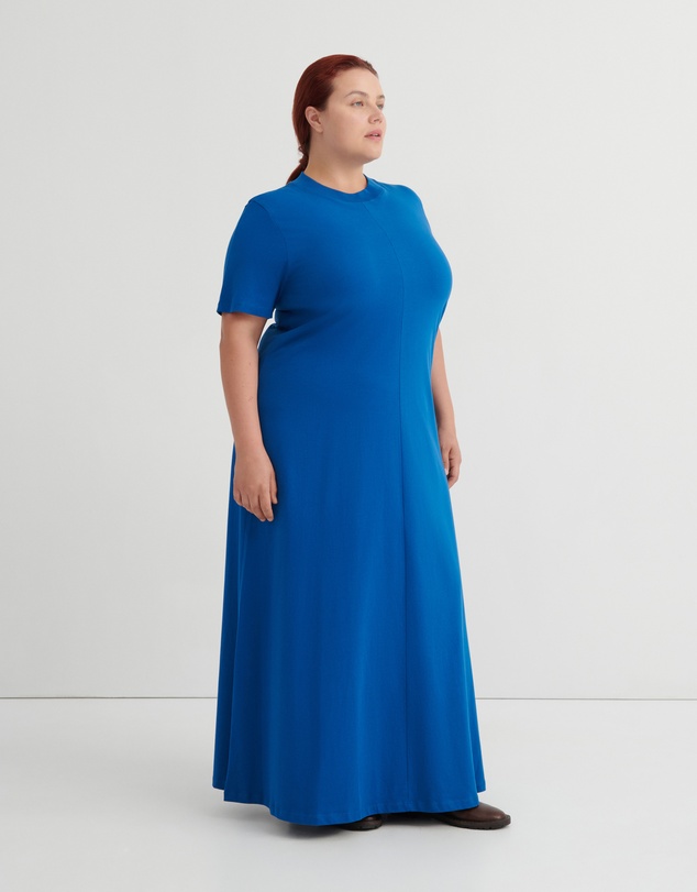 Kowtow - Topic Dress