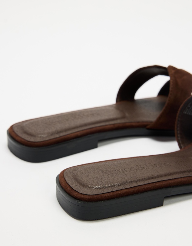 Atmos&Here - Pelly Suede Sandals