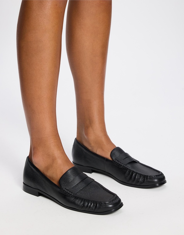AERE - Classic Leather Loafers