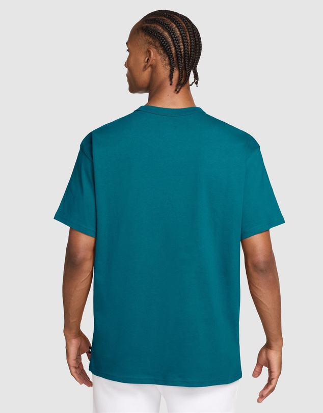 Nike - Sportswear Premium Essentials T-Shirt