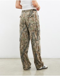 Vintage by The Real Deal - Pre Loved - Vintage Realtree Camo Cargo Pants