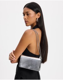 Calvin Klein - Metallic Wallet On Chain
