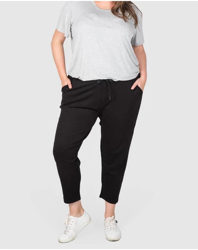 Love Your Wardrobe - Isla Knit Ponte Crop Pants