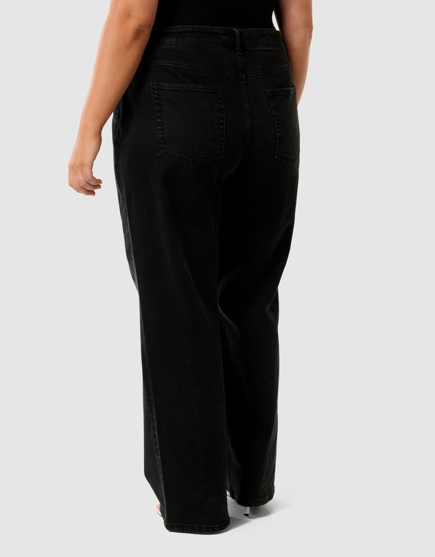 Forever New Curve - Skyla Curve Straight Leg Jeans