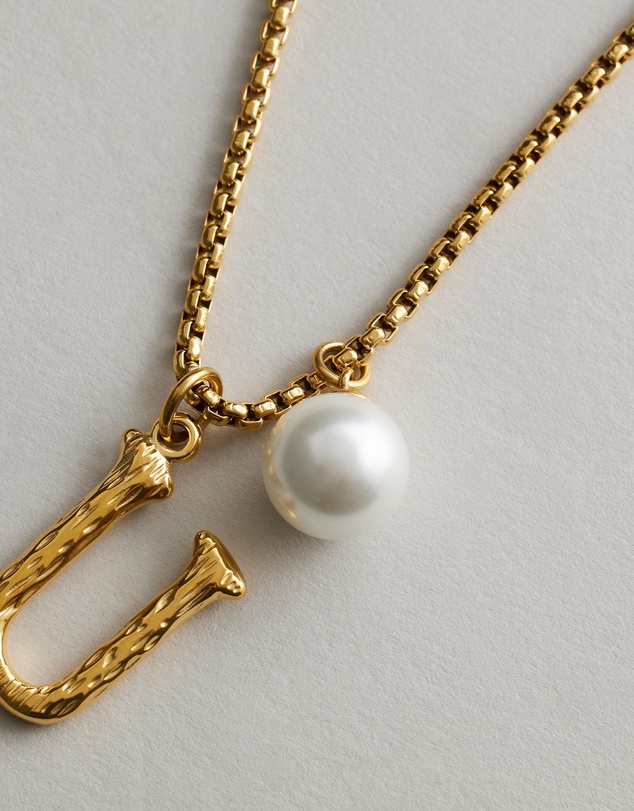 Zahar - Pearl Letter U Necklace
