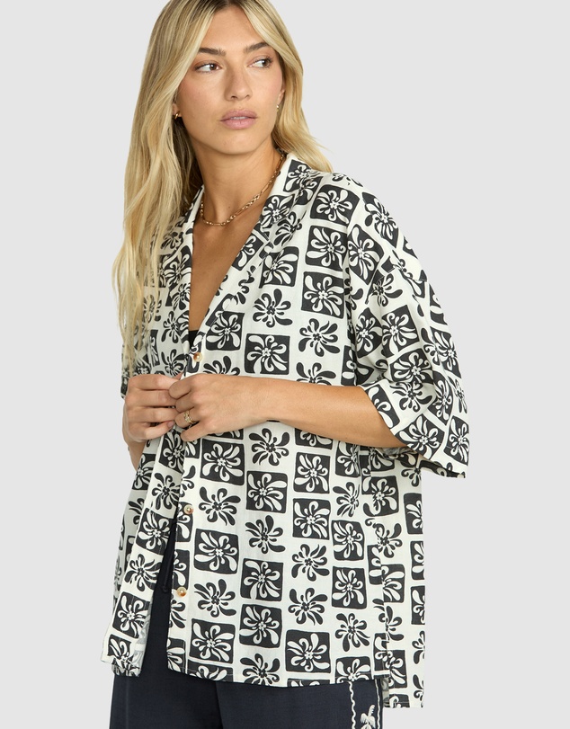 Billabong - Womens Beach Side Short Sleeve Shirt