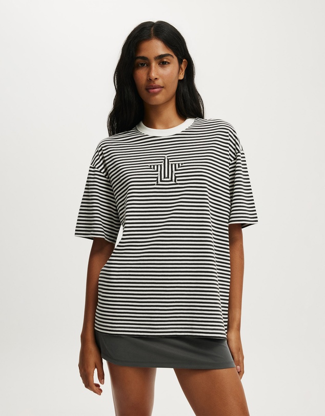 Cotton On - The Boxy Graphic Tee