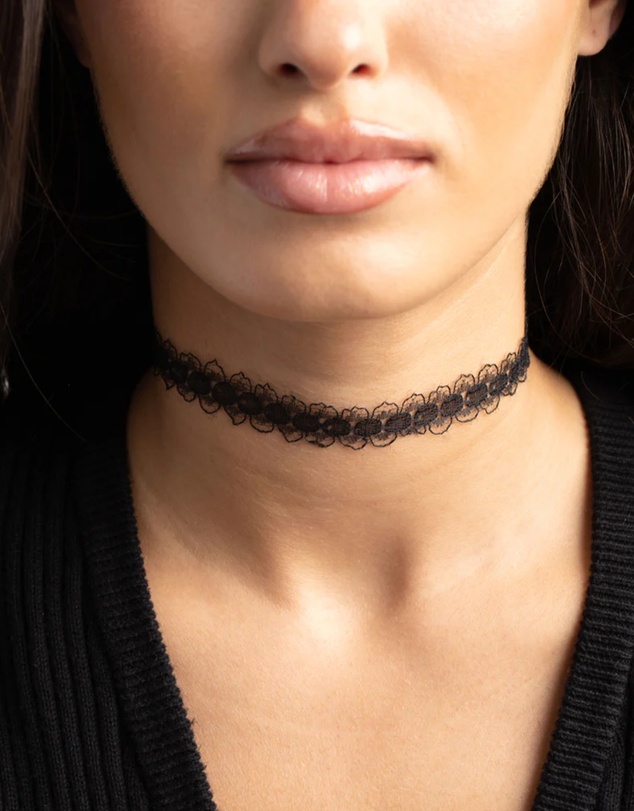Lovisa - Gold Lace & Teardrop Choker 4-Pack