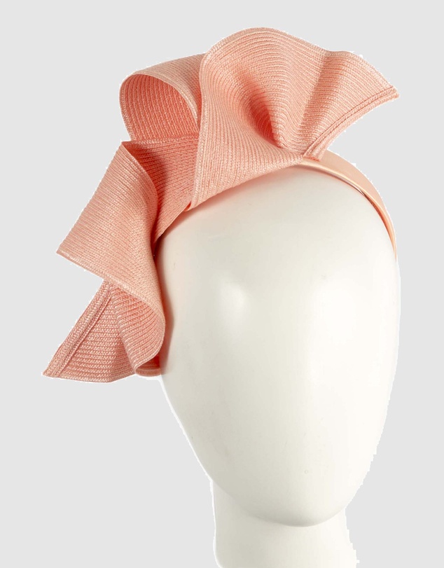 Max Alexander - Large Wavy Coral Racing Fascinator