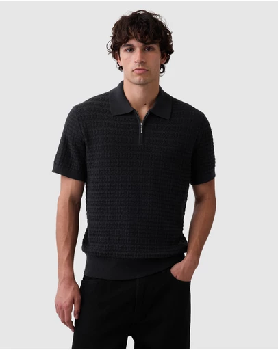 GAP - SS Textured Zip Polo