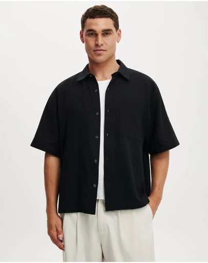 Cotton On - Boxy Fit Short Sleeve Shirt