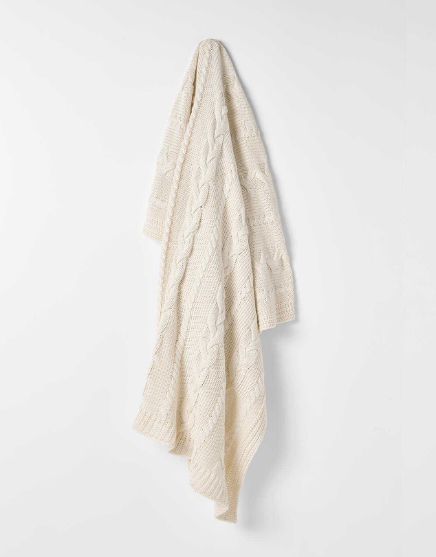 Aura Home - Cable Knit Throw