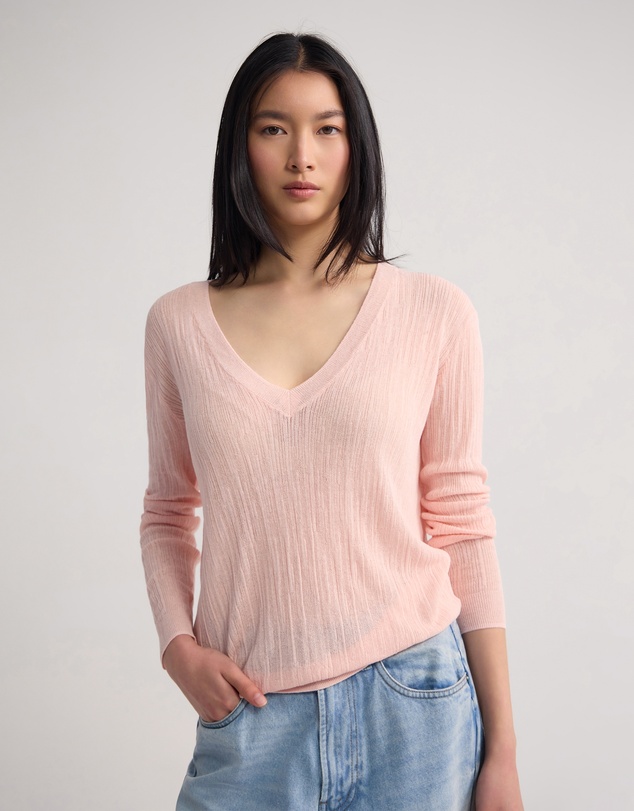 Oxford - Renee Deep V-Neck