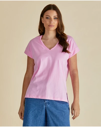 Betty Basics - Tracy V-Neck Tee